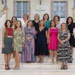 La presidenta del Colegio y las compañeras arquitectas técnicas que recibieron la Insignia de Honor de plata por 25º aniversario profesional