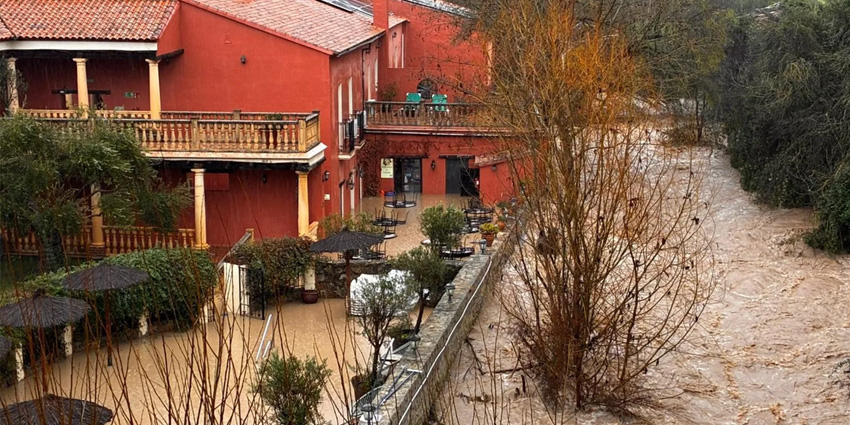 Hotel anegado, en Ronda. Fuente. Málaga Hoy.